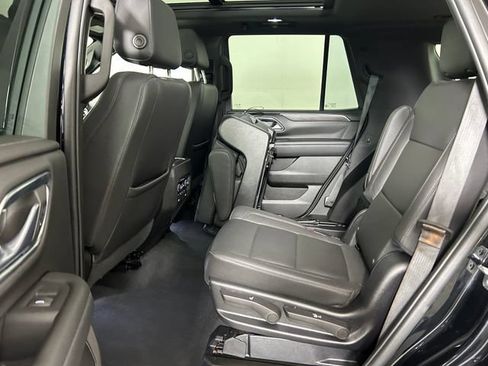 Used 2023 Chevrolet Tahoe Z71 w/ Luxury Package AWD/4WD image 25