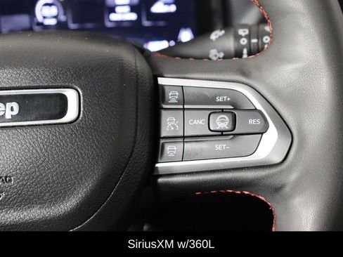 Used 2023 Jeep Compass Trailhawk w/ Trailhawk Elite Group image 10