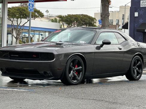 Used 2013 Dodge Challenger R/T w/ Blacktop Pkg RWD image 8
