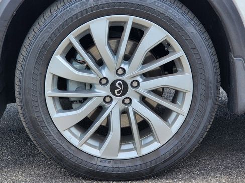 Certified 2025 INFINITI QX50 Luxe AWD/4WD image 6