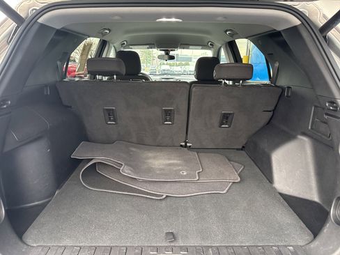Used 2018 Chevrolet Equinox LT image 14
