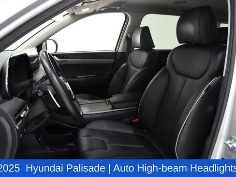 Used 2025 Hyundai Palisade SEL FWD image 18