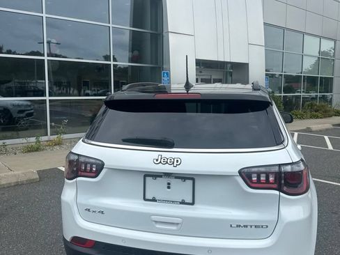 Used 2024 Jeep Compass Limited AWD/4WD image 4
