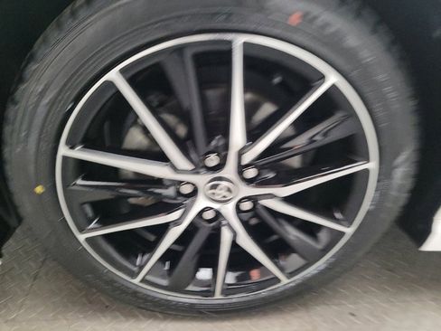 Used 2022 Toyota Camry SE image 31