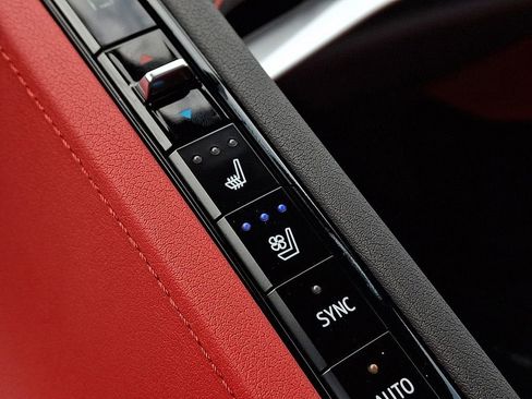 Certified 2024 Chevrolet Corvette 2LT w/ Z51 Performance Package image 25