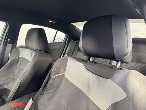 Used 2023 Dodge Charger R/T w/ Blacktop Package image 3