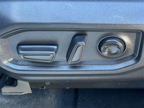 Used 2023 Toyota Tundra Limited image 26