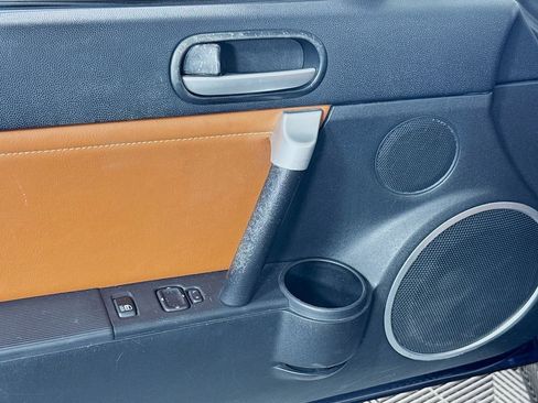 Used 2008 MAZDA MX-5 Miata Grand Touring image 17