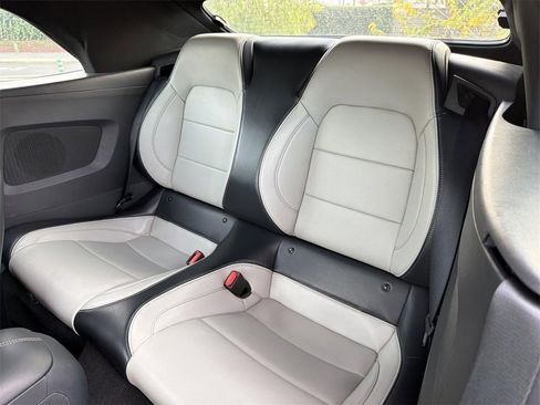 Used 2024 Ford Mustang Premium image 23
