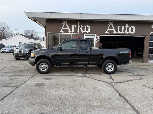 Used 2002 Ford F150 Lariat image 5