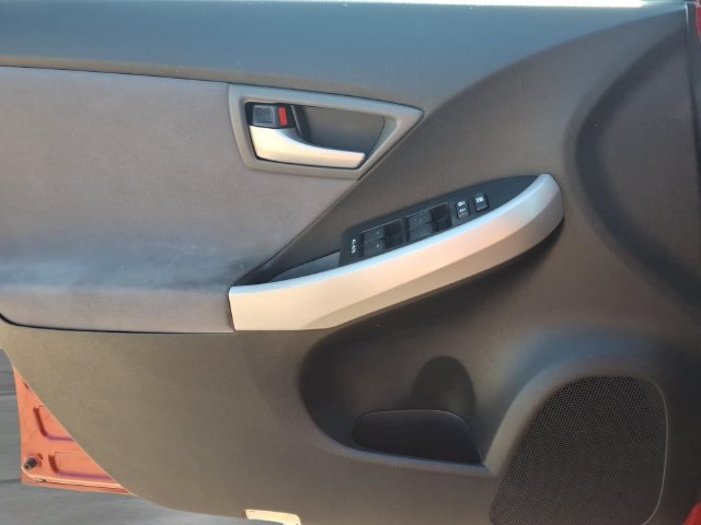 Used 2014 Toyota Prius Two FWD image 15