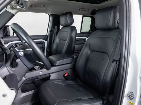 Used 2020 Land Rover Defender 110 HSE image 16