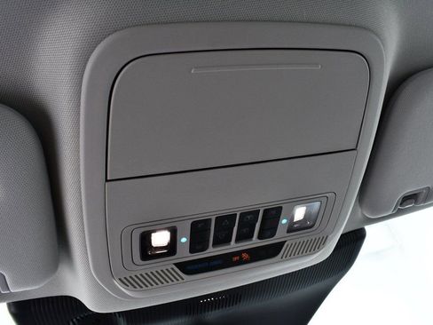 New 2025 Ford Explorer Active w/ Active Comfort Package image 35