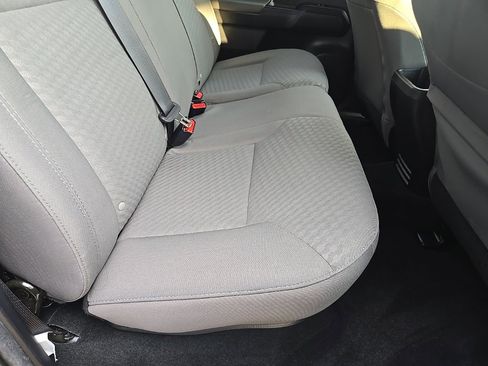 Used 2022 Toyota Tacoma SR image 75