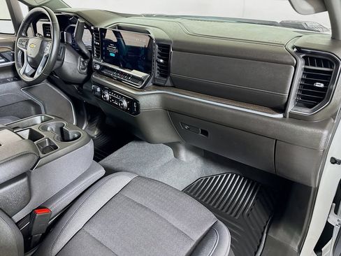 Certified 2025 Chevrolet Silverado 2500 LT w/ Convenience Package AWD/4WD image 27