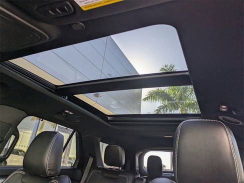 Used 2023 Ford Explorer ST w/ Equipment Group 401A image 22