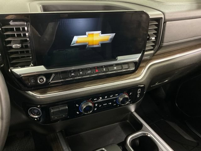 Used 2025 Chevrolet Silverado 1500 RST w/ LPO, Dark Essentials Package AWD/4WD image 22