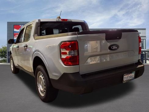 Certified 2025 Ford Maverick XL FWD image 3