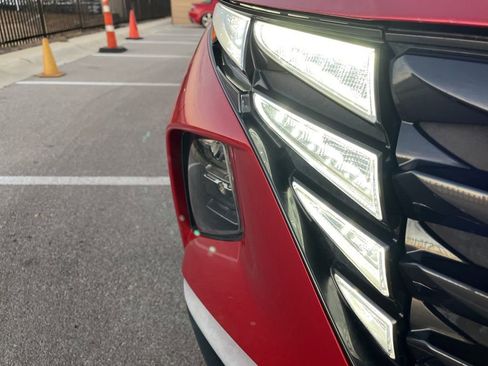 Used 2022 Hyundai Tucson SE image 13