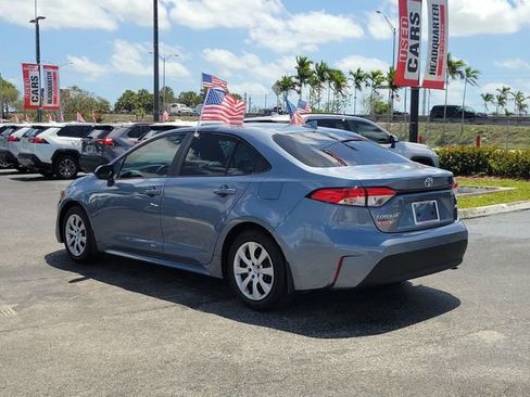 Used 2025 Toyota Corolla LE FWD image 8
