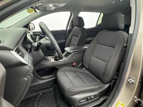 Used 2022 GMC Acadia SLE w/ Driver Convenience Package image 16