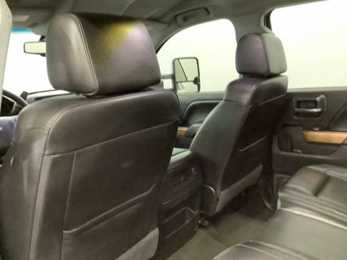 Used 2017 Chevrolet Silverado 2500 LTZ w/ Duramax Plus Package image 8