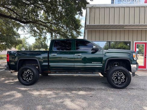 Used 2015 GMC Sierra 1500 SLT w/ SLT Crew Cab Value Package AWD/4WD image 2