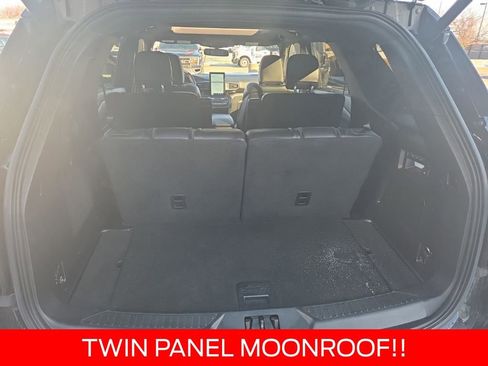 Certified 2020 Ford Explorer ST w/ Premium Technology Package image 28