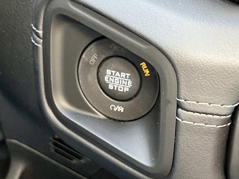 New 2026 Jeep Gladiator Mojave AWD/4WD image 32