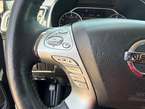 Used 2018 Nissan Murano Platinum FWD image 17