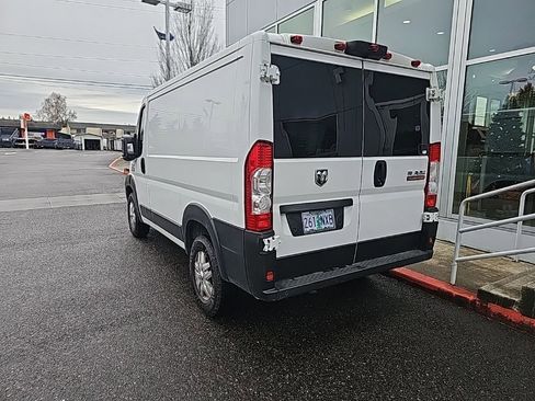 Used 2022 RAM ProMaster 1500 w/ Driver Convenience Group image 4