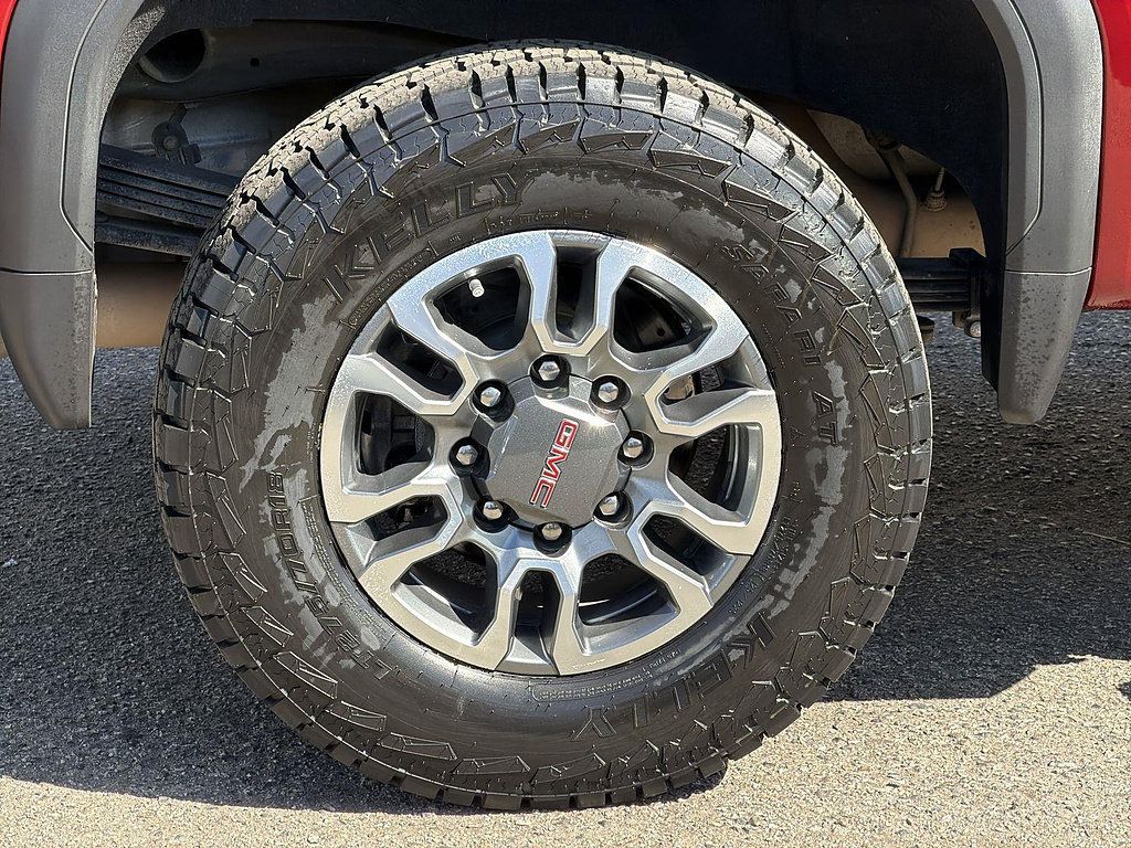 Used 2021 GMC Sierra 2500 AT4 AWD/4WD image 31