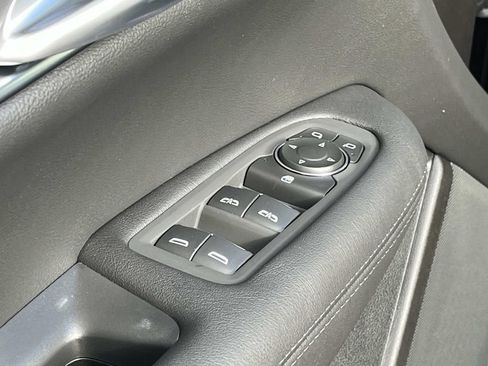 New 2026 Cadillac XT5 Luxury image 24