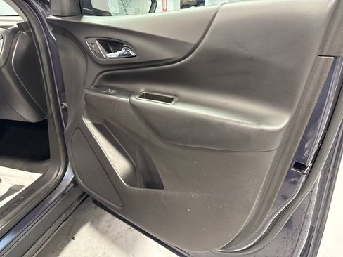 Used 2018 Chevrolet Equinox LT AWD/4WD image 25