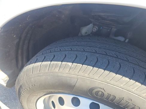 Used 2024 Ford Maverick XL FWD image 8