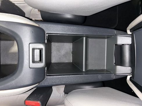 Used 2017 Honda HR-V EX-L image 21