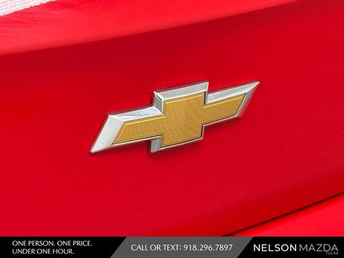 Used 2018 Chevrolet Cruze LT w/ Convenience Package FWD image 16