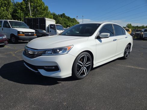 Used 2016 Honda Accord Sport image 1