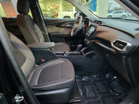 Certified 2023 Chevrolet TrailBlazer LT w/ Convenience Package image 6