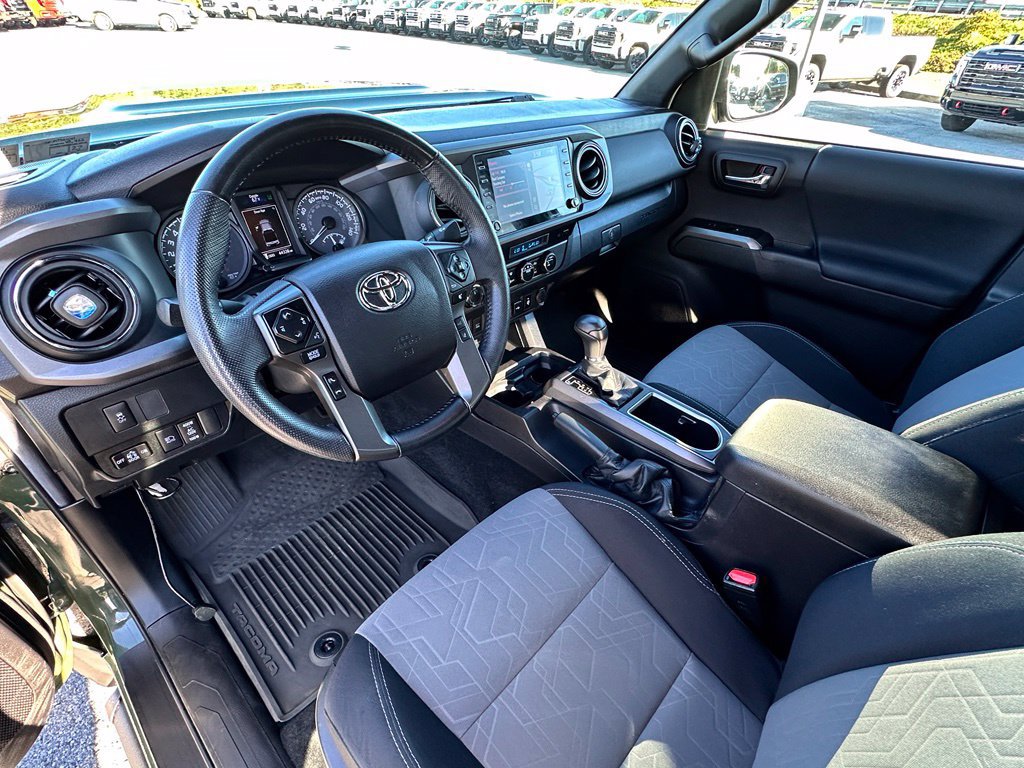 Used 2022 Toyota Tacoma TRD Sport AWD/4WD image 22