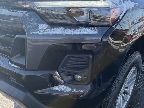 Used 2024 Chevrolet Colorado LT w/ LT Convenience Package III image 9