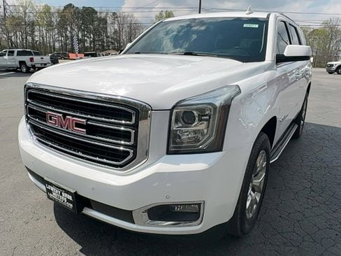 Used 2020 GMC Yukon SLT w/ HD Trailering Package image 1