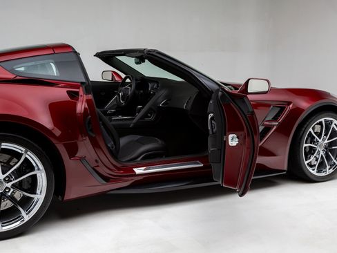 Used 2017 Chevrolet Corvette Grand Sport image 30