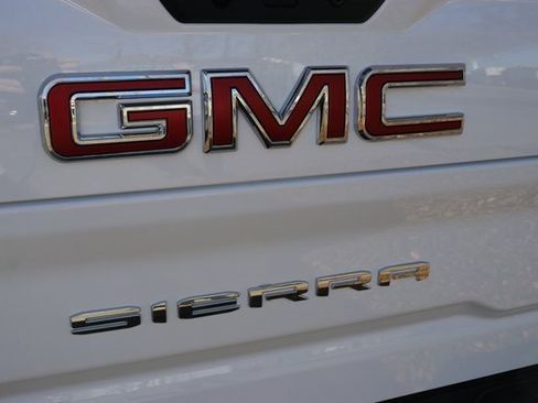 New 2026 GMC Sierra 2500 AT4 w/ AT4 Premium Plus Package image 6