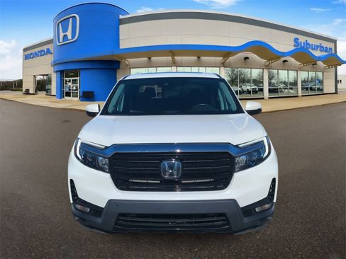 Used 2023 Honda Ridgeline RTL-E image 3