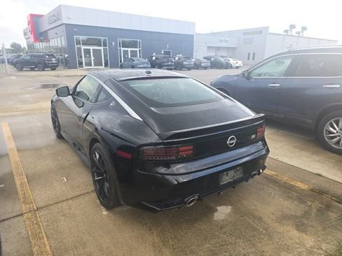 Used 2025 Nissan Z Performance w/ Floor Mat Package RWD image 8