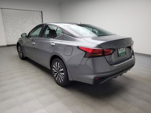 Used 2023 Nissan Altima 2.5 SV AWD/4WD image 5