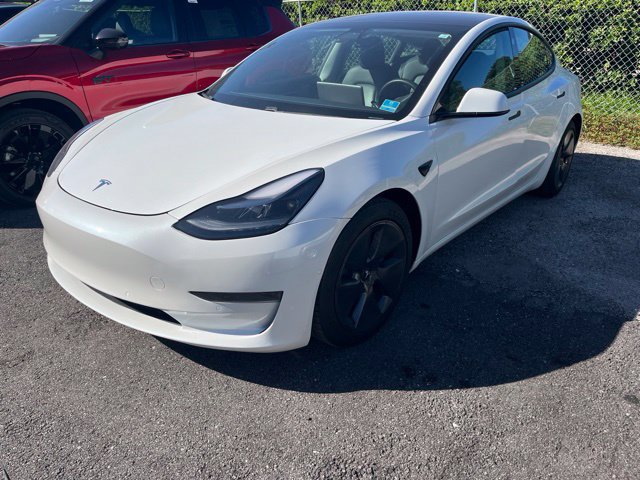 Used 2021 Tesla Model 3 Standard Range Plus RWD image 1