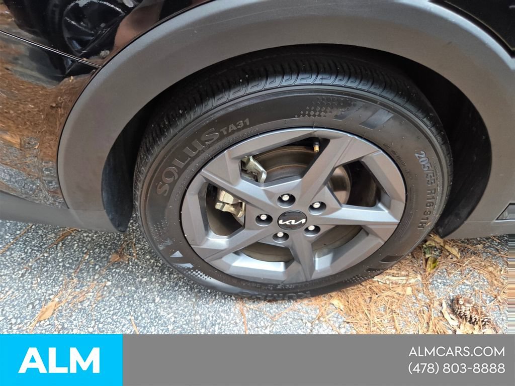 Used 2025 Kia K4 FWD image 14