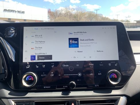 Certified 2025 Lexus RX 350 Premium w/ Accessory Package (Z1) image 27